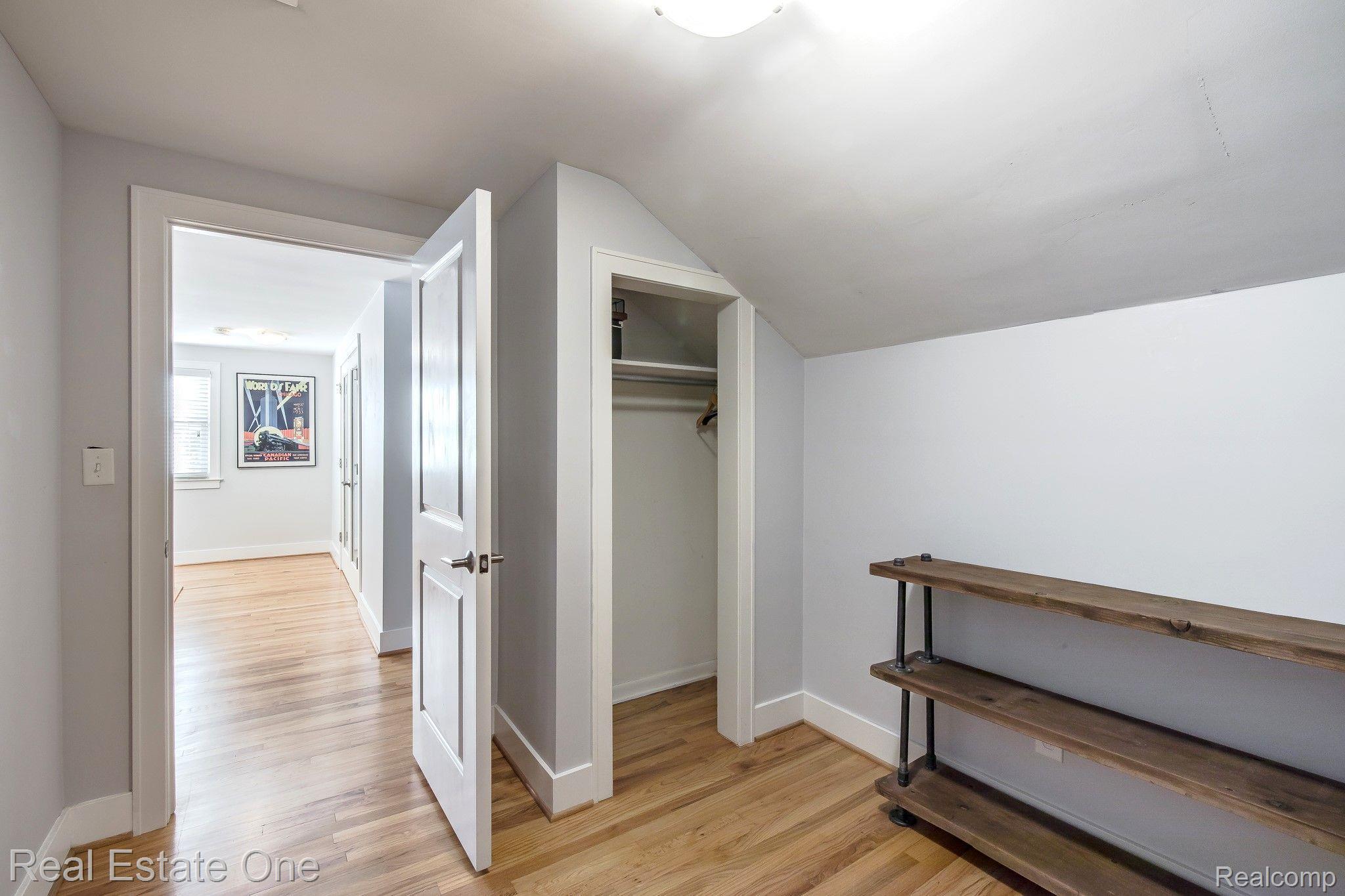 124 Ferndale Avenue Rochester, MI 48307 - Photo 24 of 49 Gallery Image 24