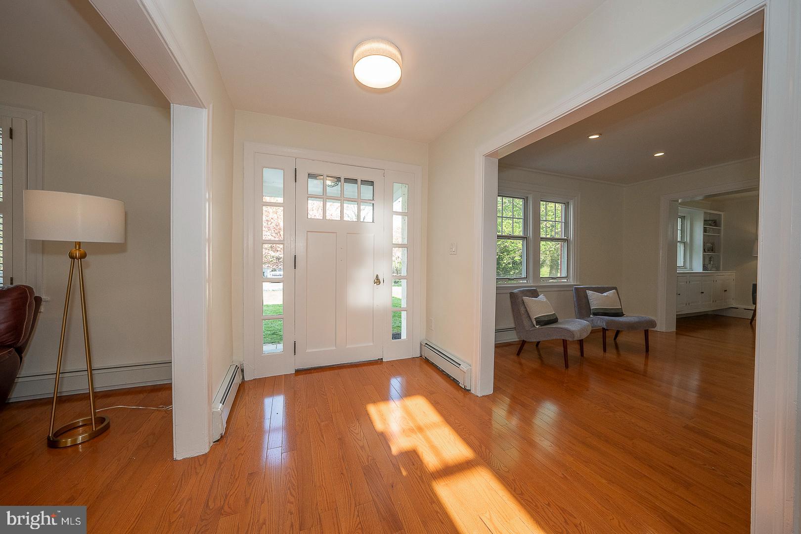 436 Penn Valley Road Penn Valley, PA 19072 - Photo 3 of 76 Bright Foyer