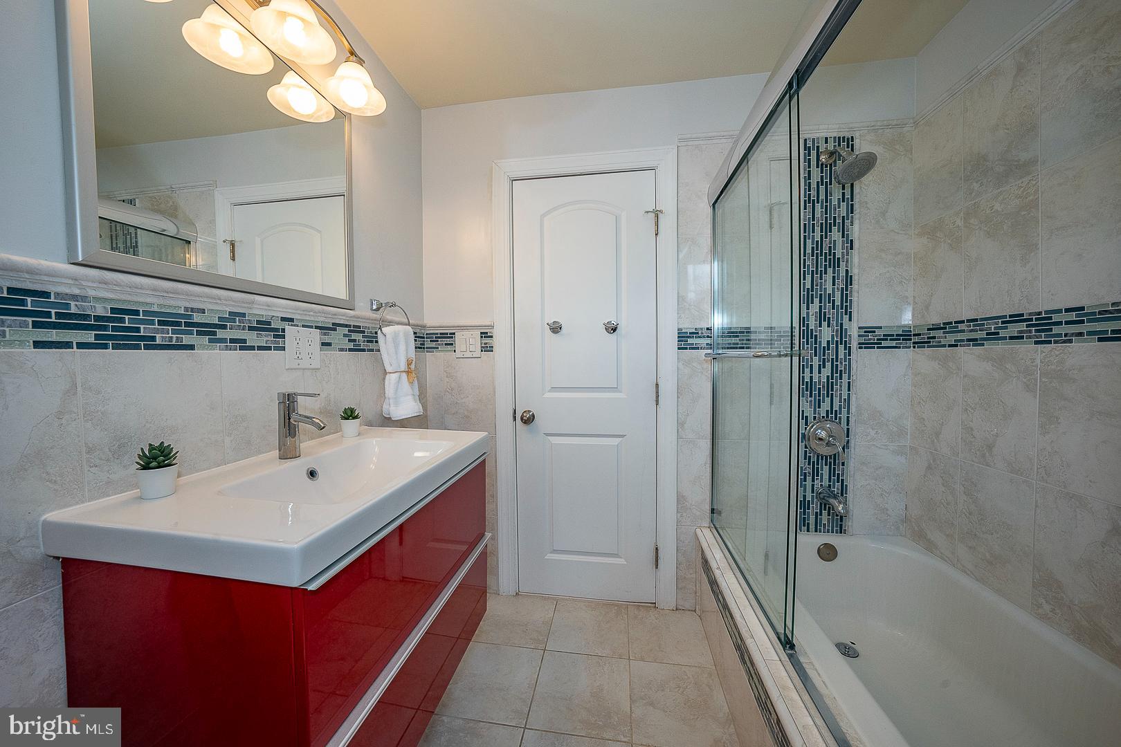 436 Penn Valley Road Penn Valley, PA 19072 - Photo 48 of 76 Hall Bath