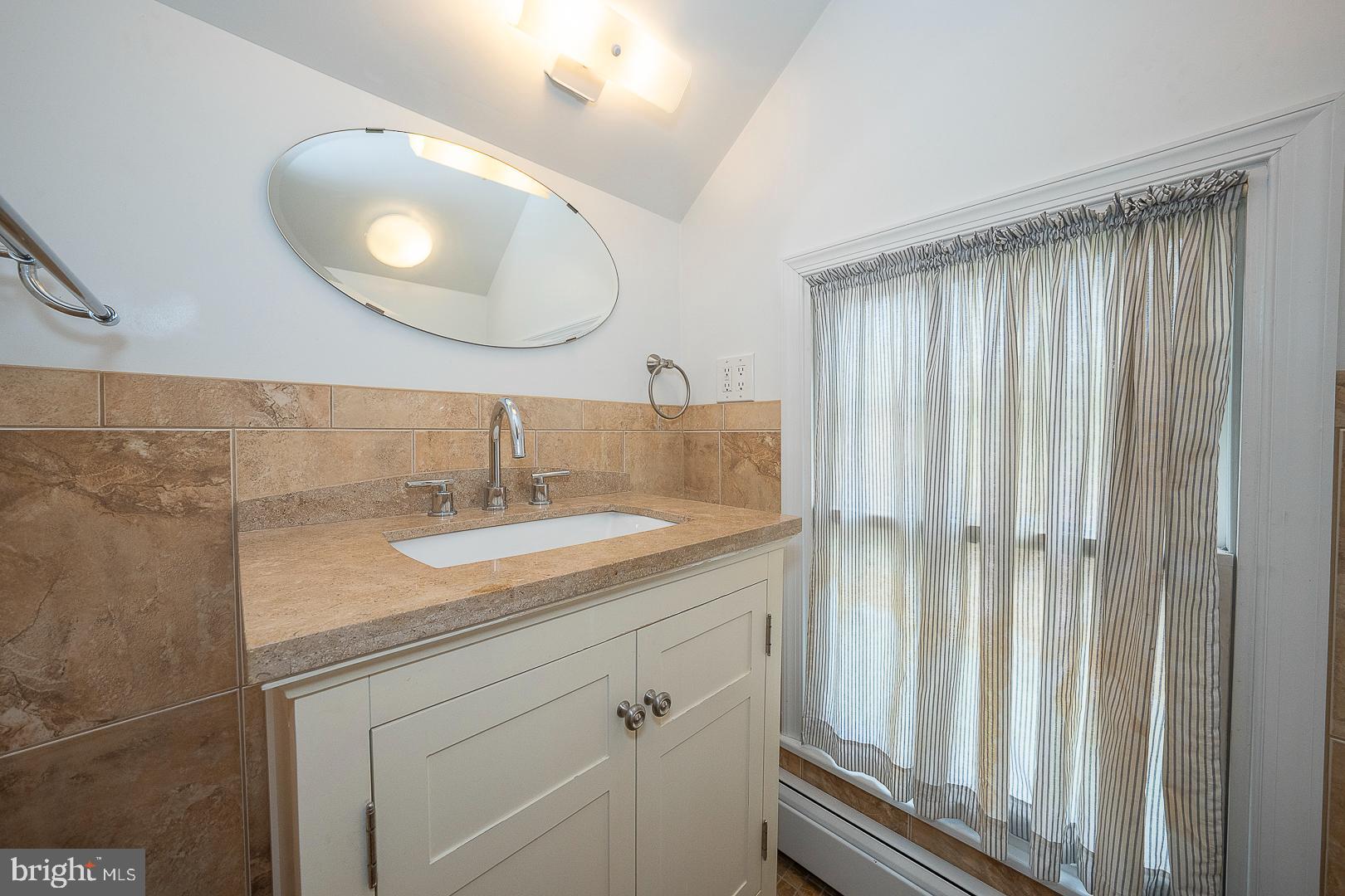 436 Penn Valley Road Penn Valley, PA 19072 - Photo 61 of 76 Third floor bathroom