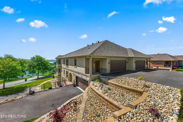 $499,490 | 2414 Grand Vw Court, Kingston, TN 37763