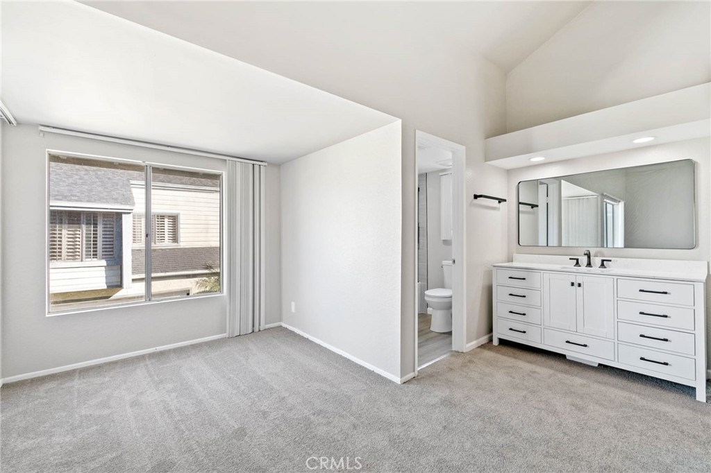 9013 Buckles Street Downey, CA 90241 - Photo 24 of 32 a view of room and window