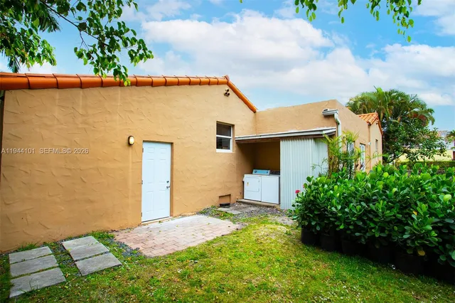 $2,200,000 | 236 Southwest 28th Road, Miami, FL 33129