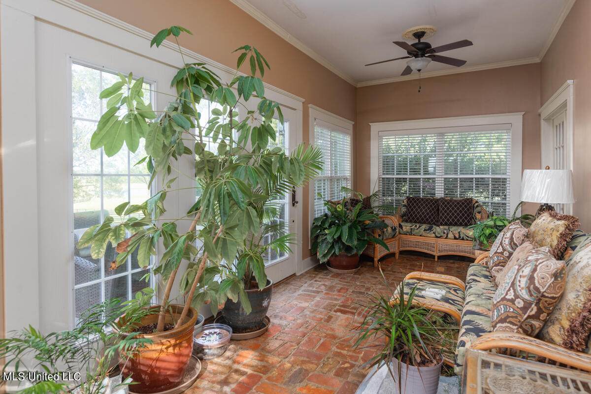 SUNROOM
