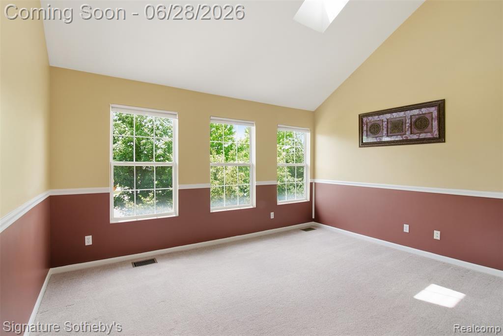 1091 Beaver Run Troy, MI 48083 - Photo 12 of 28