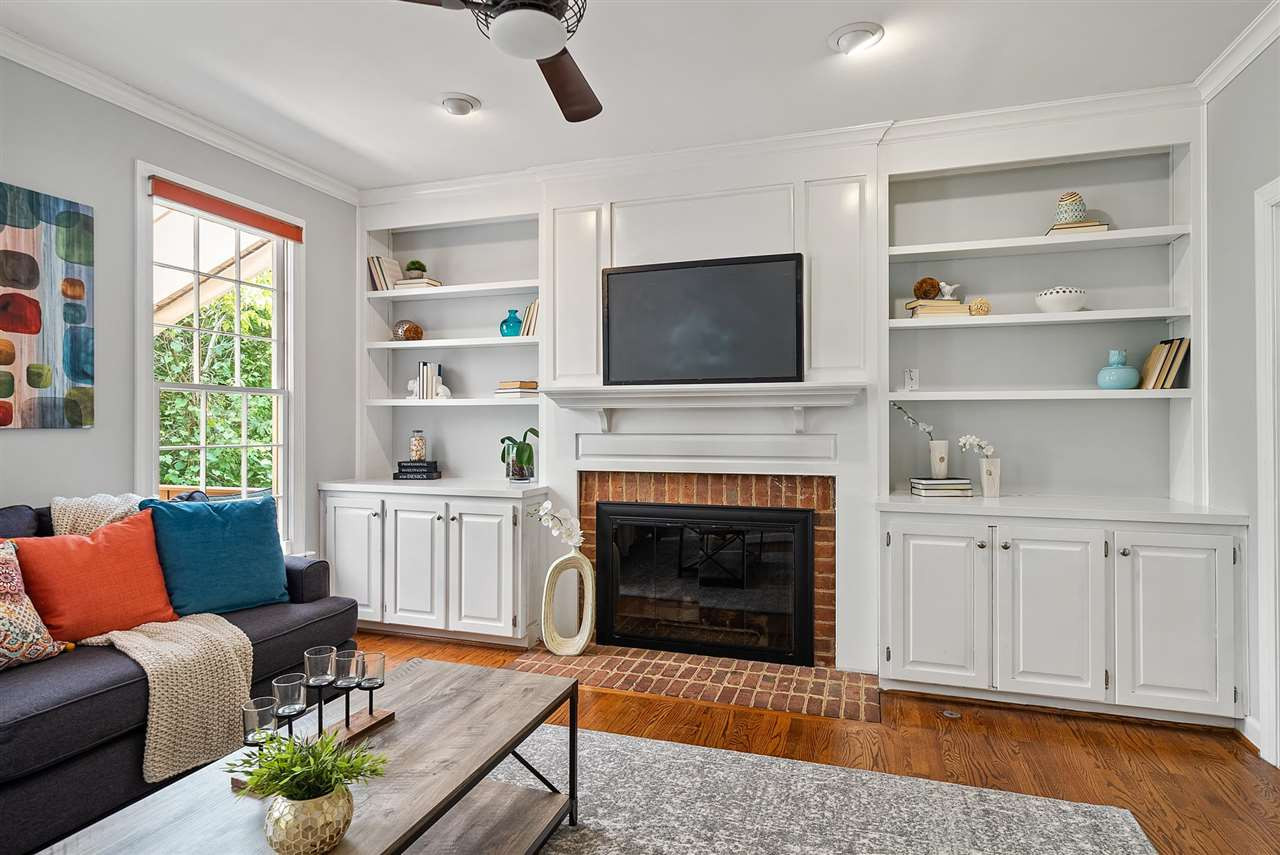 1209 Weldon Place Raleigh, NC 27608 - Photo 5 of 30 Photo 5