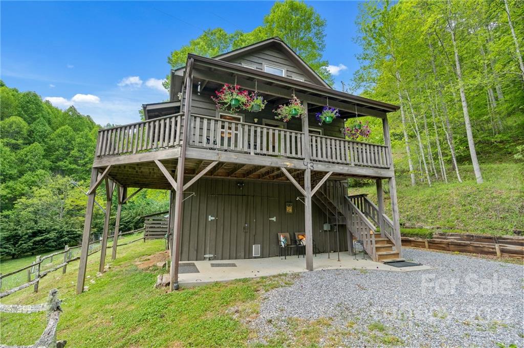 43 Rough Knob Road Clyde, NC 28721 - Photo 4 of 41 Gallery Image 4