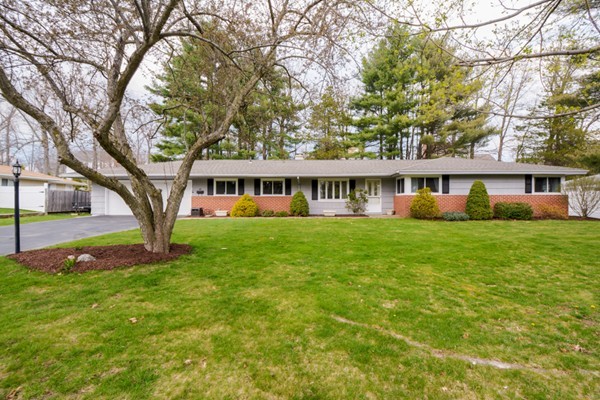 45 Barry Road Worcester, MA 01609 - Photo 1 of 28 Gallery Image 1