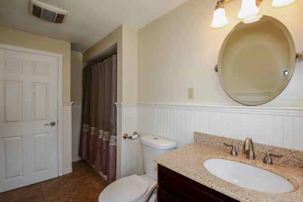45 Barry Road Worcester, MA 01609 - Photo 22 of 28 Gallery Image 22