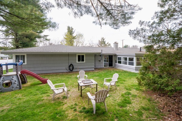 45 Barry Road Worcester, MA 01609 - Photo 27 of 28 Gallery Image 27