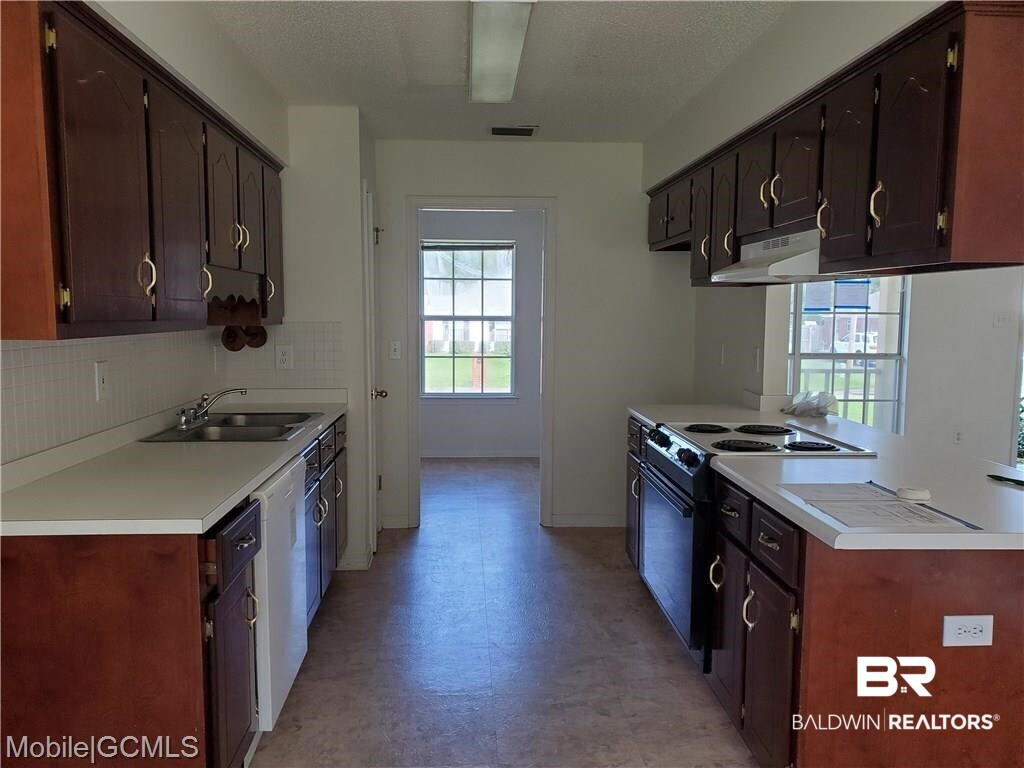 2310 Indian Ridge Estates Drive Mobile, AL 36695 - Photo 2 of 8
