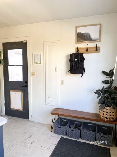 313 North Florence Street Ridgecrest, CA 93555 - Photo 28 of 38 a room with furniture and window