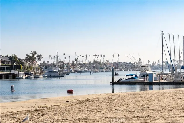 $2,949,000 | 6025 East Seaside Walk, Long Beach, CA 90803