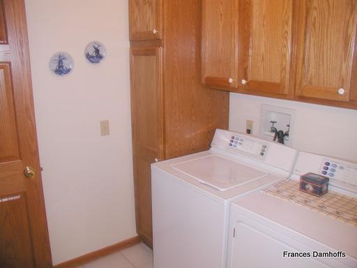 15479 Henry Road Morrison, IL 61270 - Photo 7 of 12
