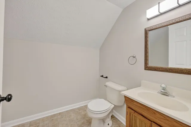 $749,800 | 3384 Kinneys Road, Cedar Hill, TN 37032