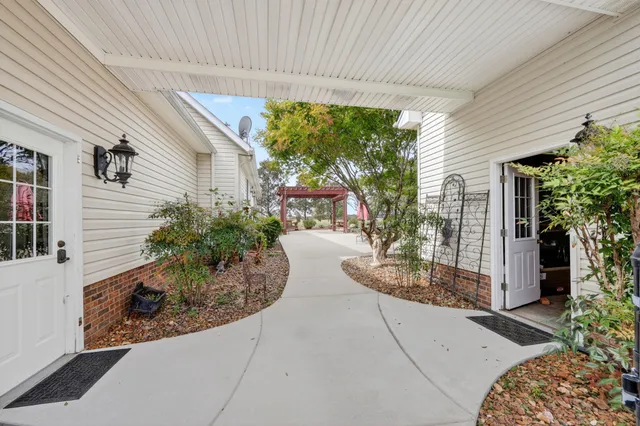 $749,800 | 3384 Kinneys Road, Cedar Hill, TN 37032