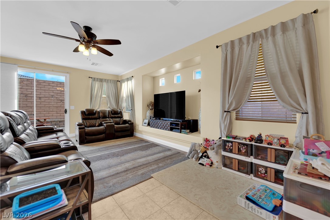 7475 Dobroyd Drive Las Vegas, NV 89179 - Photo 11 of 33