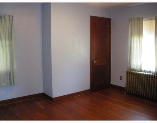 601 Soose Road Pittsburgh, PA 15209 - Photo 6 of 14 Master Bedroom.