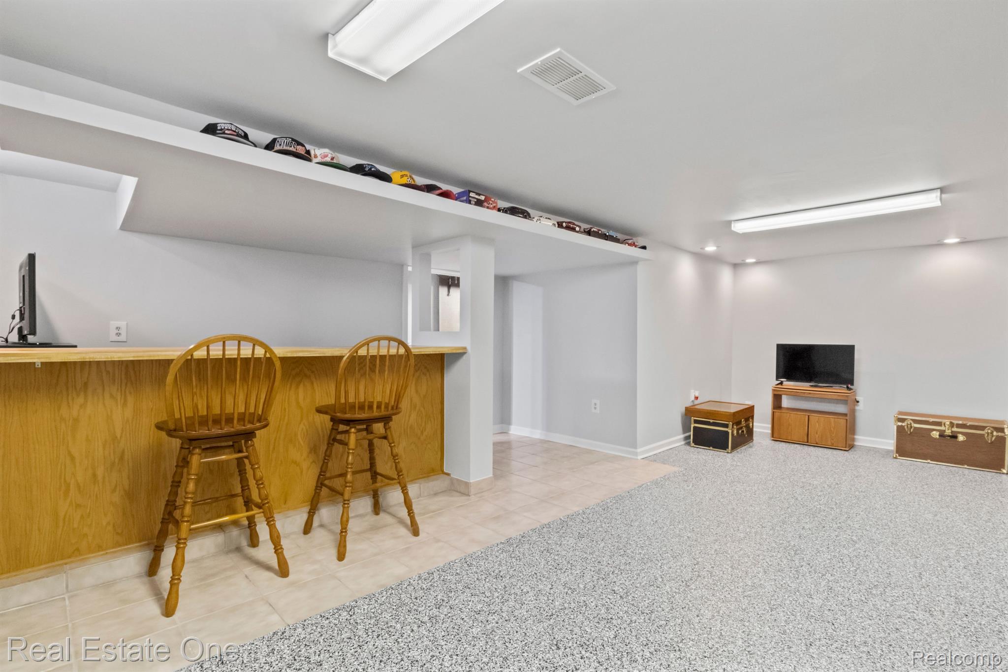909 Ravine Terrace Court Rochester, MI 48307 - Photo 33 of 50 Gallery Image 33