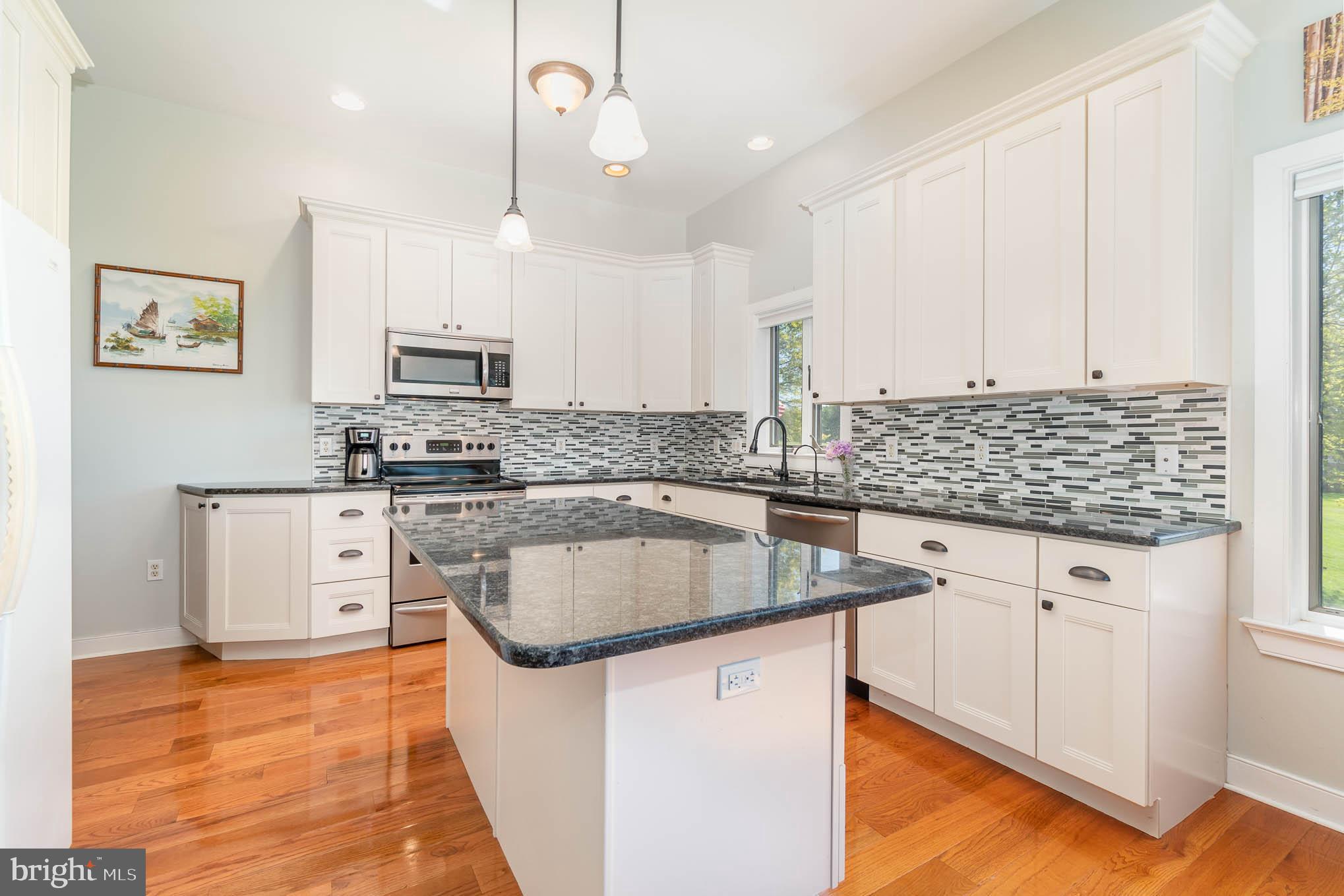 214 Crestview Drive Lititz, PA 17543 - Photo 14 of 41