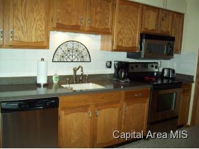 25 Brookside Place Springfield, IL 62704 - Photo 3 of 11 Gallery Image 3