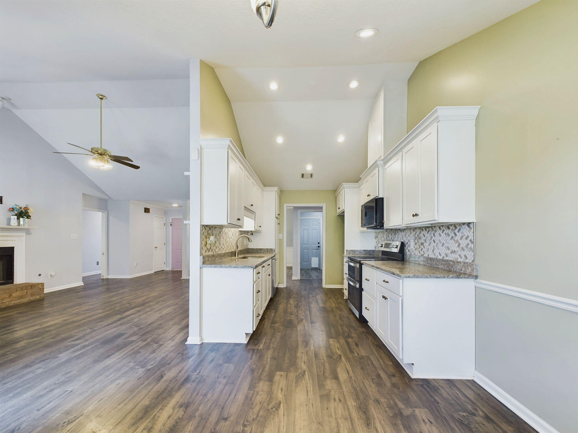 409 Madison Street Grovetown, GA 30813 - Photo 10 of 35 Kitchen and living