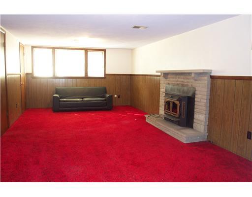 3627 Logan Ferry Road Murrysville, PA 15668 - Photo 7 of 18 Family Room.