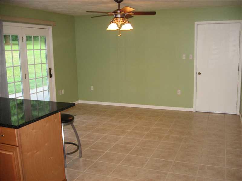 372 Redcut Lodge Road Latrobe, PA 15650 - Photo 11 of 22 Dining Room.