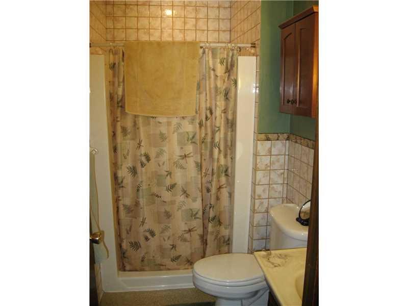 372 Redcut Lodge Road Latrobe, PA 15650 - Photo 13 of 22 Master Bath/Spa.