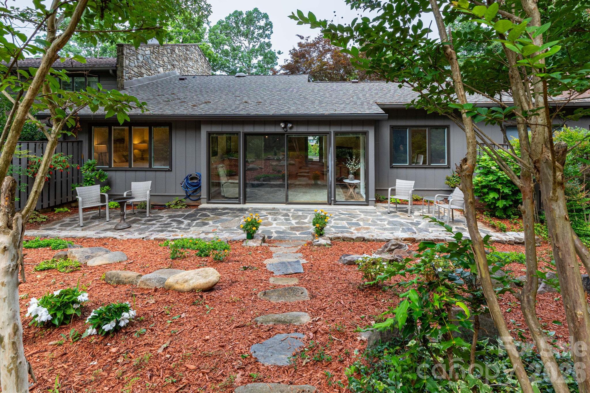 301 Crowfields Lane Asheville, NC 28803 - Photo 16 of 28