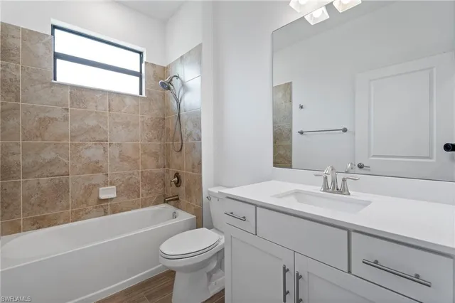 $3,600 | 1779 Hagen Court, Naples, FL 34120