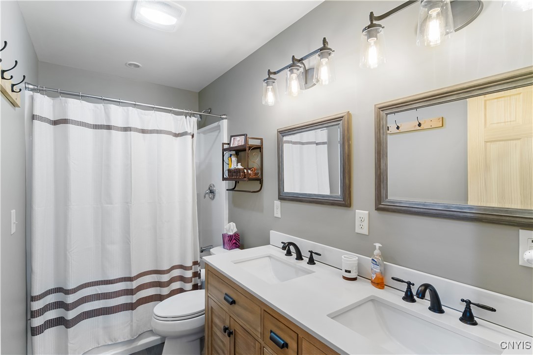 439 Towsley Road Pulaski, NY 13142 - Photo 21 of 42 Full bathroom upstairs