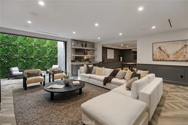 $9,999,500 | 16630 Oldham Place, Encino, CA 91436