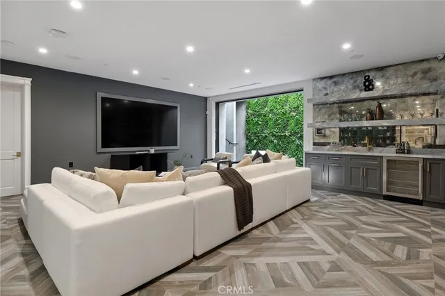 $9,999,500 | 16630 Oldham Place, Encino, CA 91436