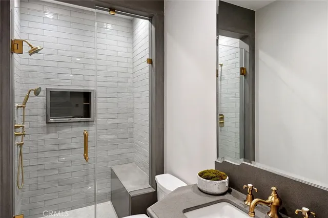 $9,999,500 | 16630 Oldham Place, Encino, CA 91436