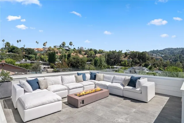 $9,999,500 | 16630 Oldham Place, Encino, CA 91436