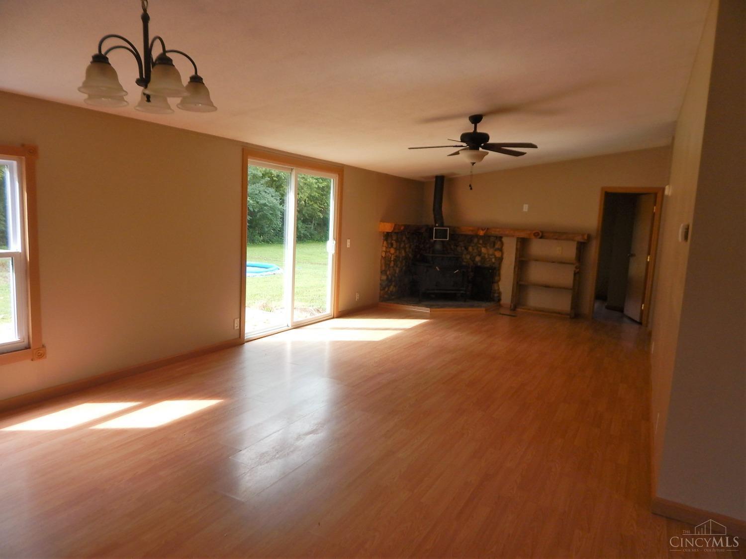 889 Pratt Road Blanchester, OH 45107 - Photo 8 of 19 Gallery Image 8