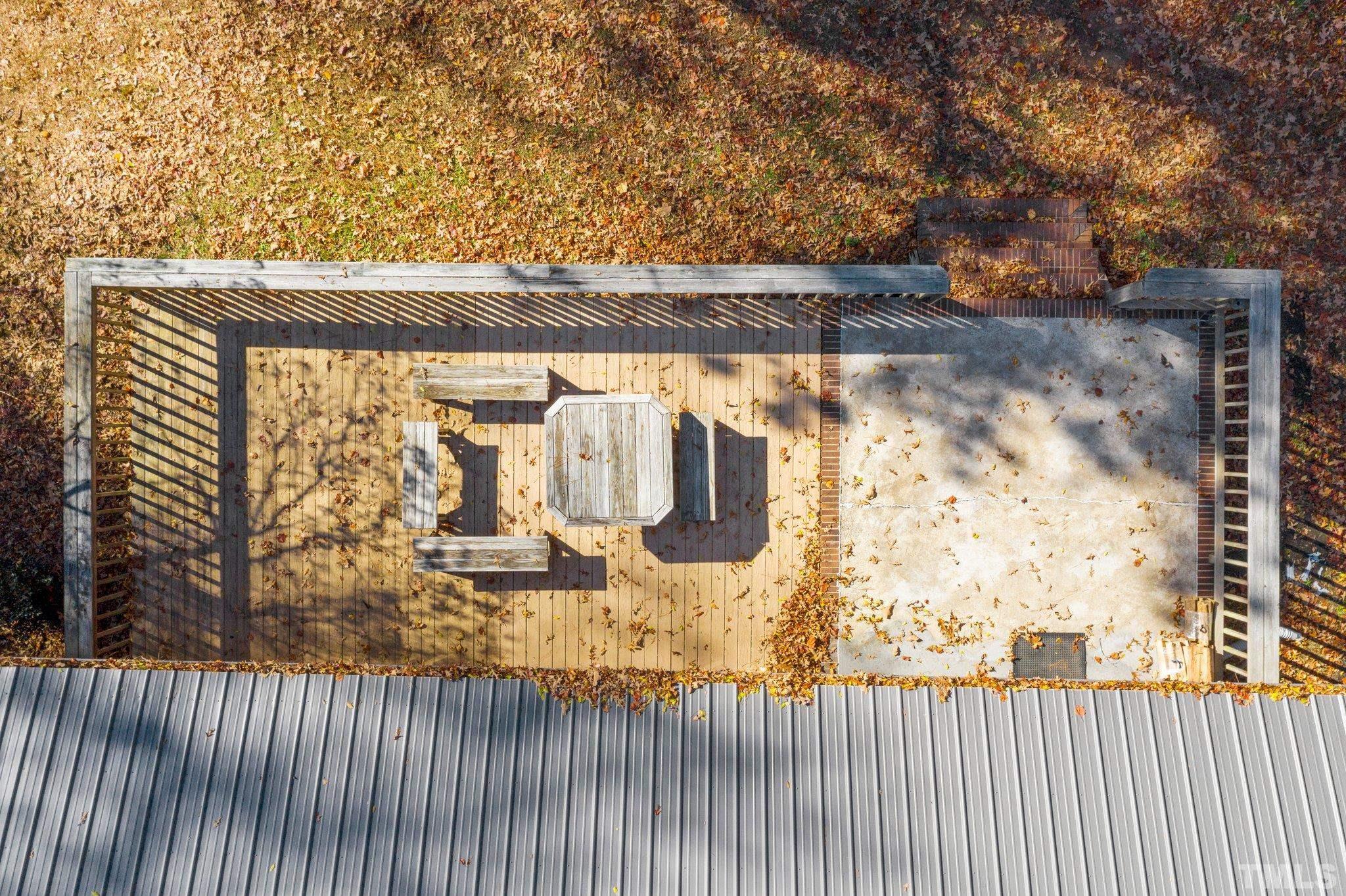 1275 Spring Valley Lake Road Henderson, NC 27537 - Photo 20 of 30 a picture of a door of a house