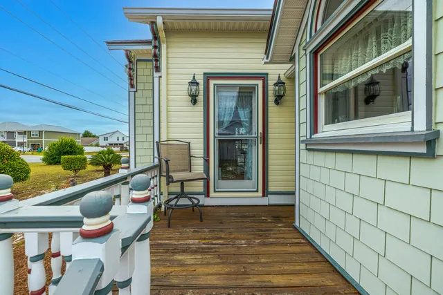 $700,000 | 21902 Sunnyside Lane, Panama City Beach, FL 32413