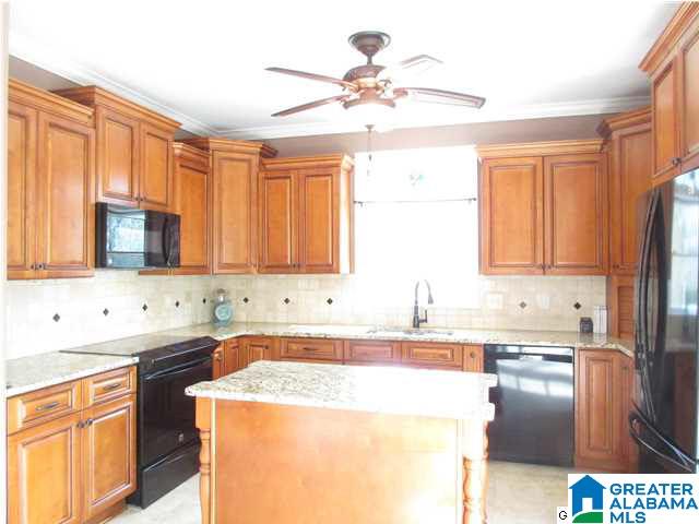 310 Chestnut Lane Alabaster, AL 35007 - Photo 8 of 31