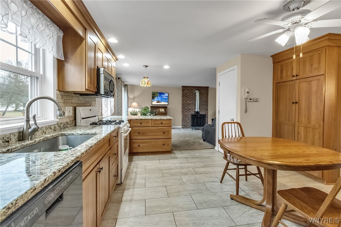 3212 Hickox Road Hamburg, NY 14075 - Photo 7 of 41