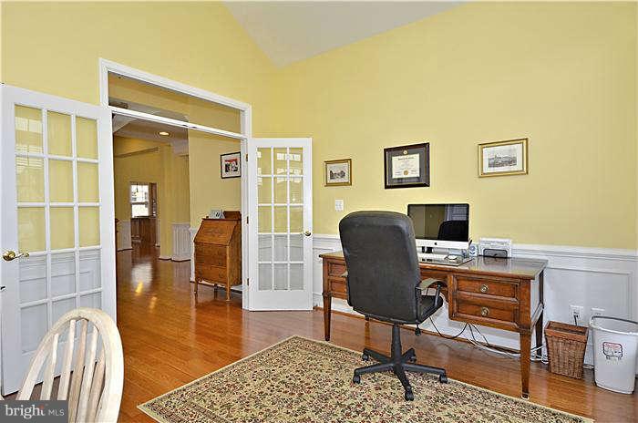 41984 Ural Drive Stone Ridge, VA 20105 - Photo 6 of 28 Library/Office