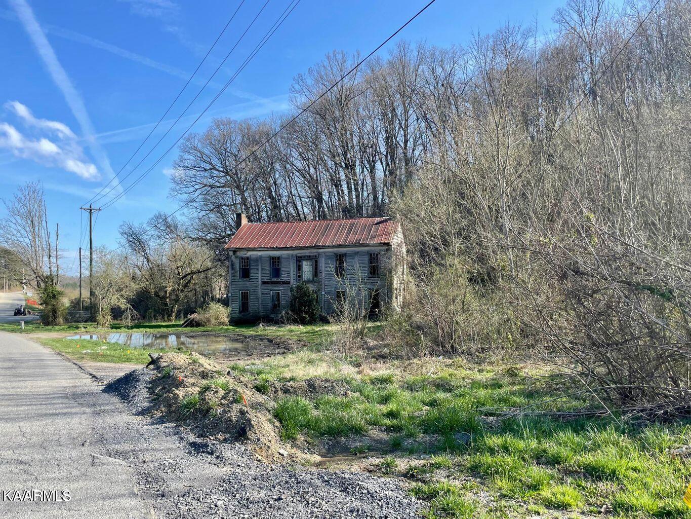 3496 Sulphur Springs Road Morristown, TN 37813 - Photo 1 of 7 SS1