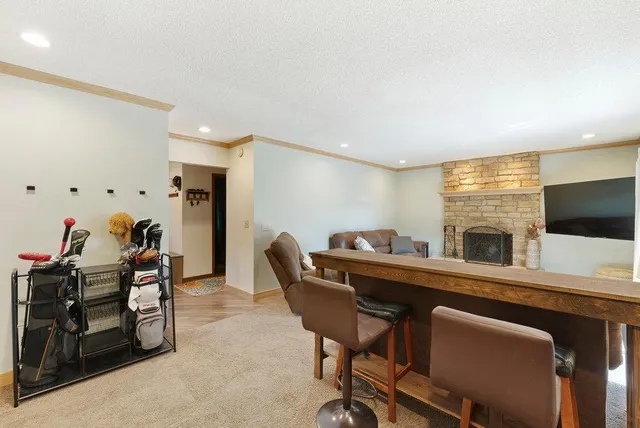 $430,900 | 6233 Birchwood Road, Woodbury, MN 55125