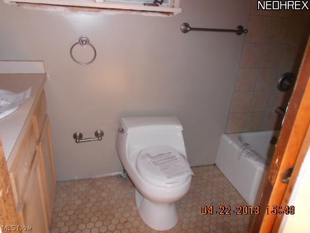 10486 Mayfield Road Chesterland, OH 44026 - Photo 16 of 20 Gallery Image 16