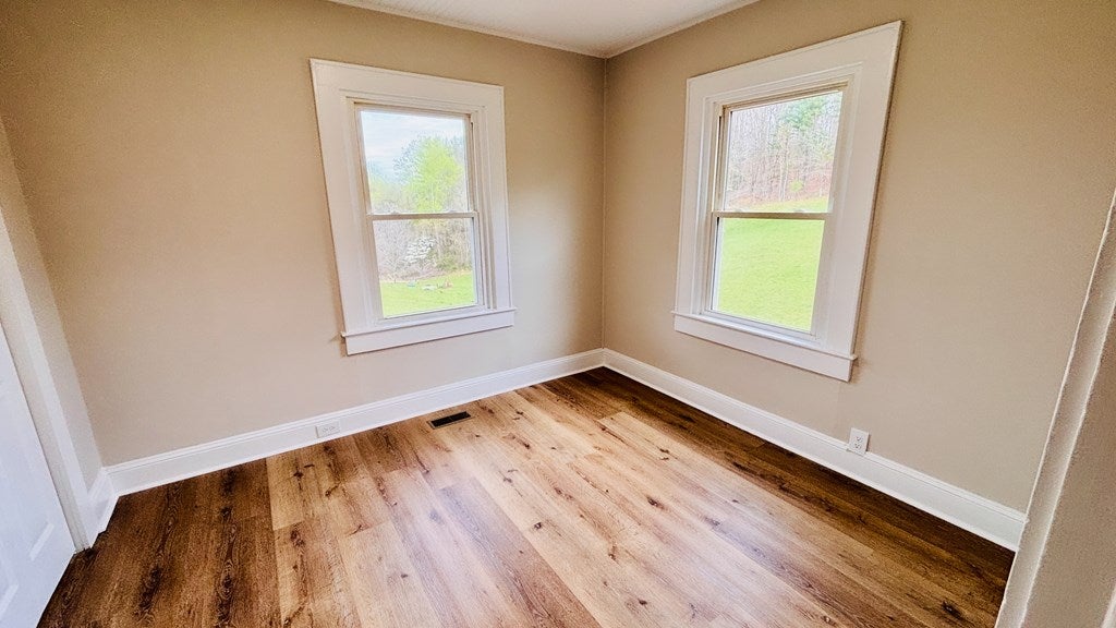 134 Poplar Grove Road Galax, VA 24333 - Photo 17 of 22 Gallery Image 17
