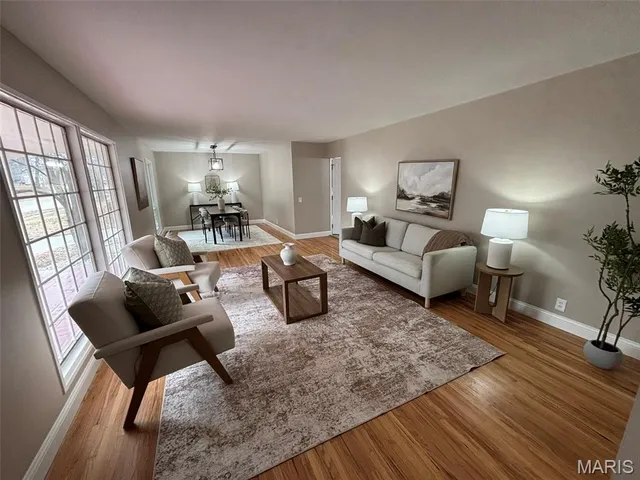 $300,000 | 3835 Greengrass Drive, Florissant, MO 63033