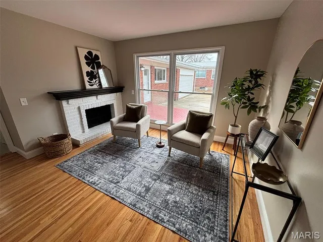 $300,000 | 3835 Greengrass Drive, Florissant, MO 63033