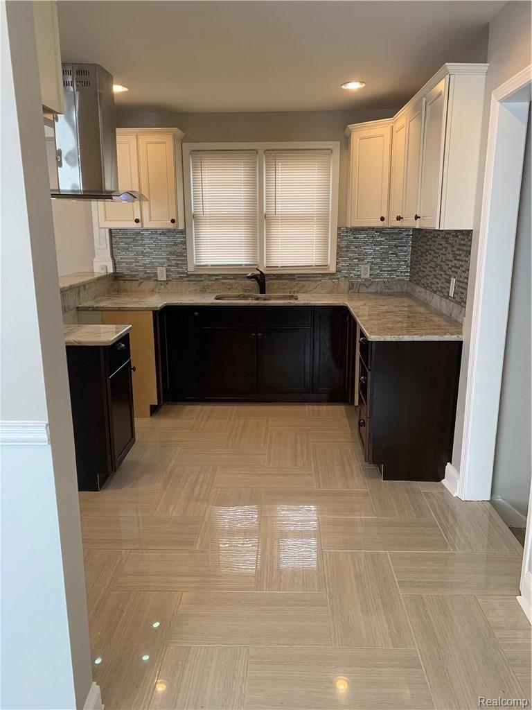 8136 Meyers Road Detroit, MI 48228 - Photo 10 of 27 IMG_0660.JPG