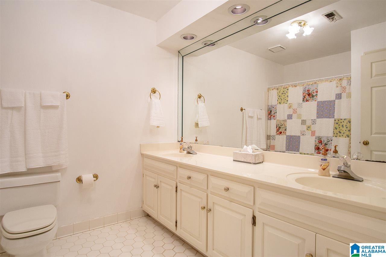 460 Green Glade Road Birmingham, AL 35244 - Photo 34 of 50